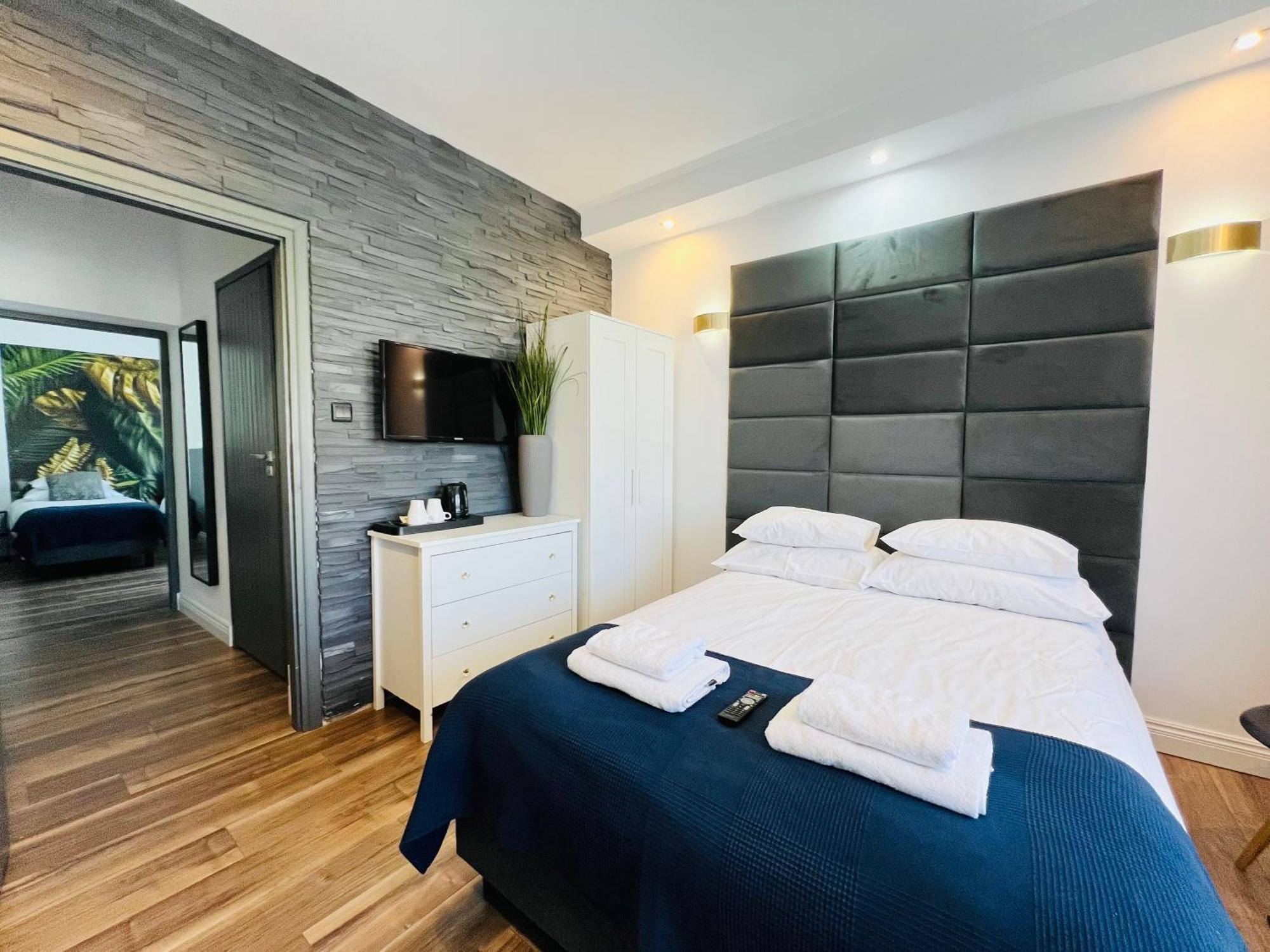 Apartamenty Deluxe-Blisko Plazy-Kuchnia,Parking-Grupa Hotelowa Plazowelove (Adults Only) Криниця-Морська Екстер'єр фото