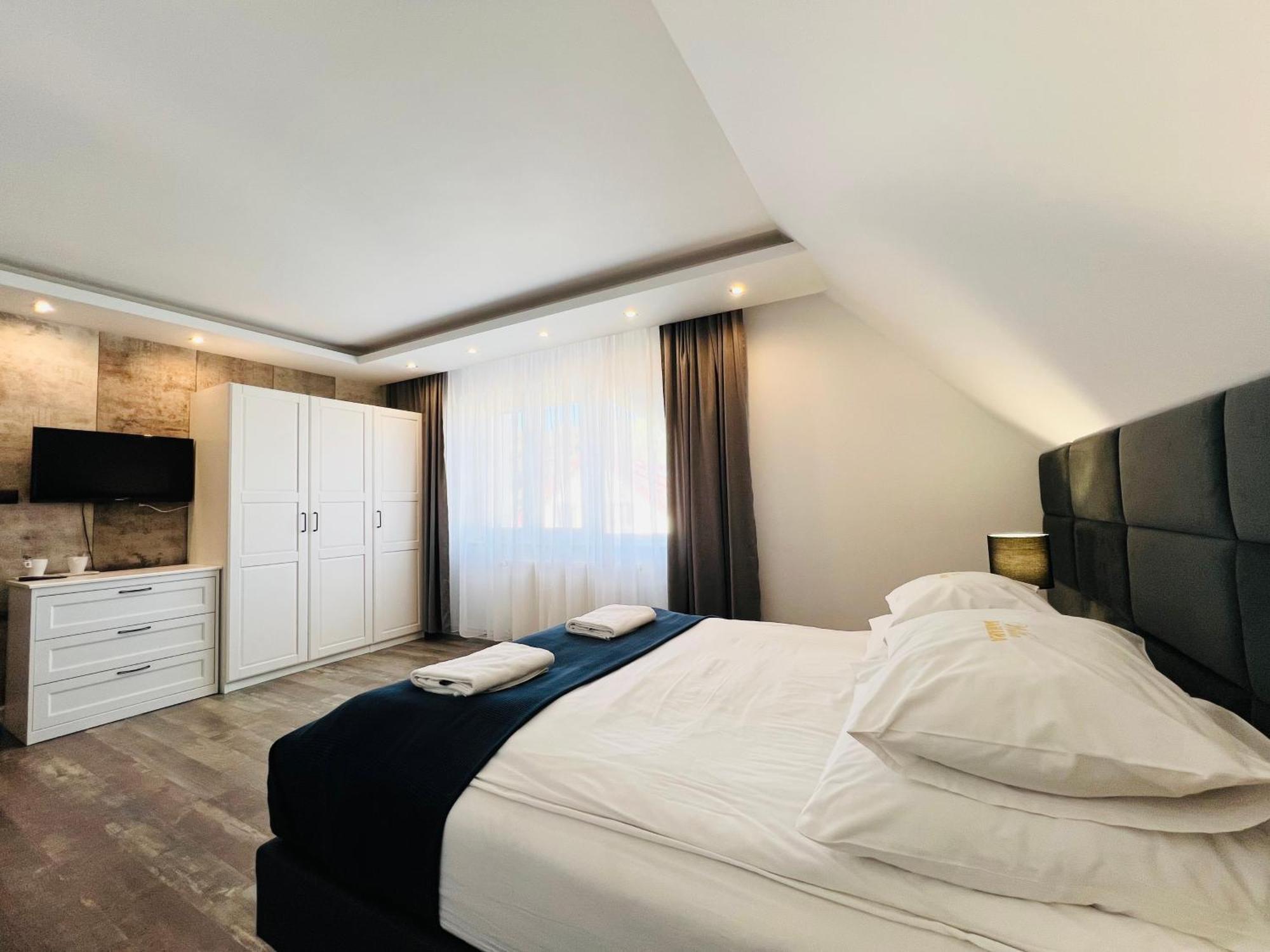 Apartamenty Deluxe-Blisko Plazy-Kuchnia,Parking-Grupa Hotelowa Plazowelove (Adults Only) Криниця-Морська Екстер'єр фото