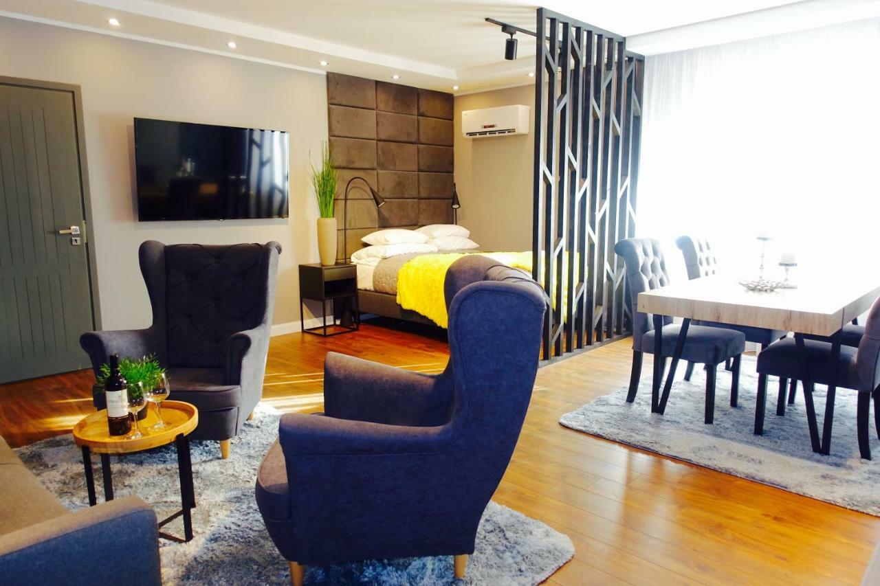 Apartamenty Deluxe-Blisko Plazy-Kuchnia,Parking-Grupa Hotelowa Plazowelove (Adults Only) Криниця-Морська Екстер'єр фото